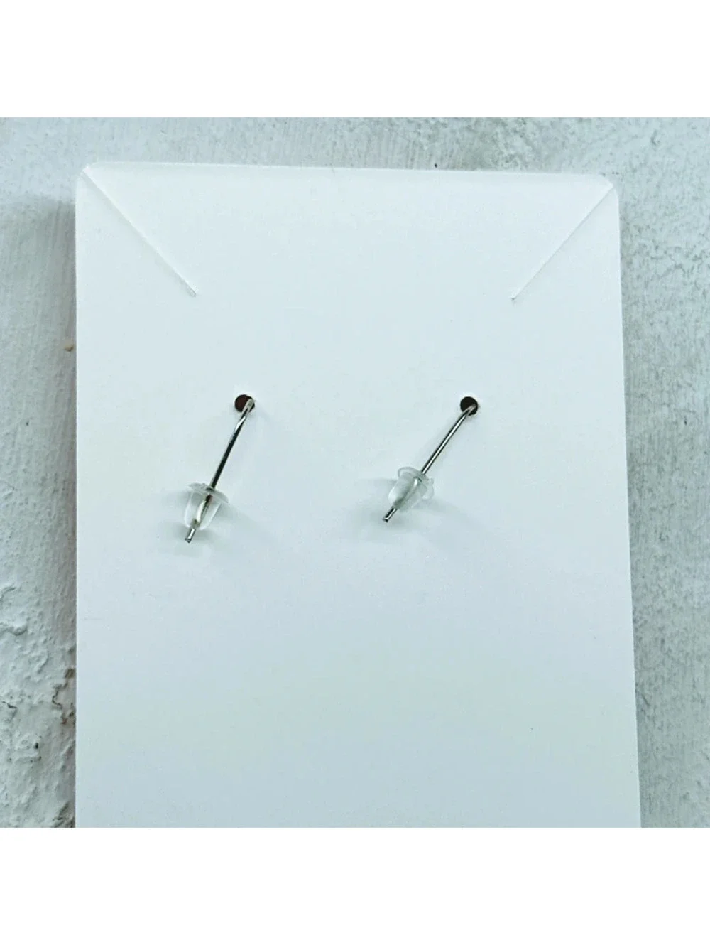 1025mc. Orange Dainty Earring